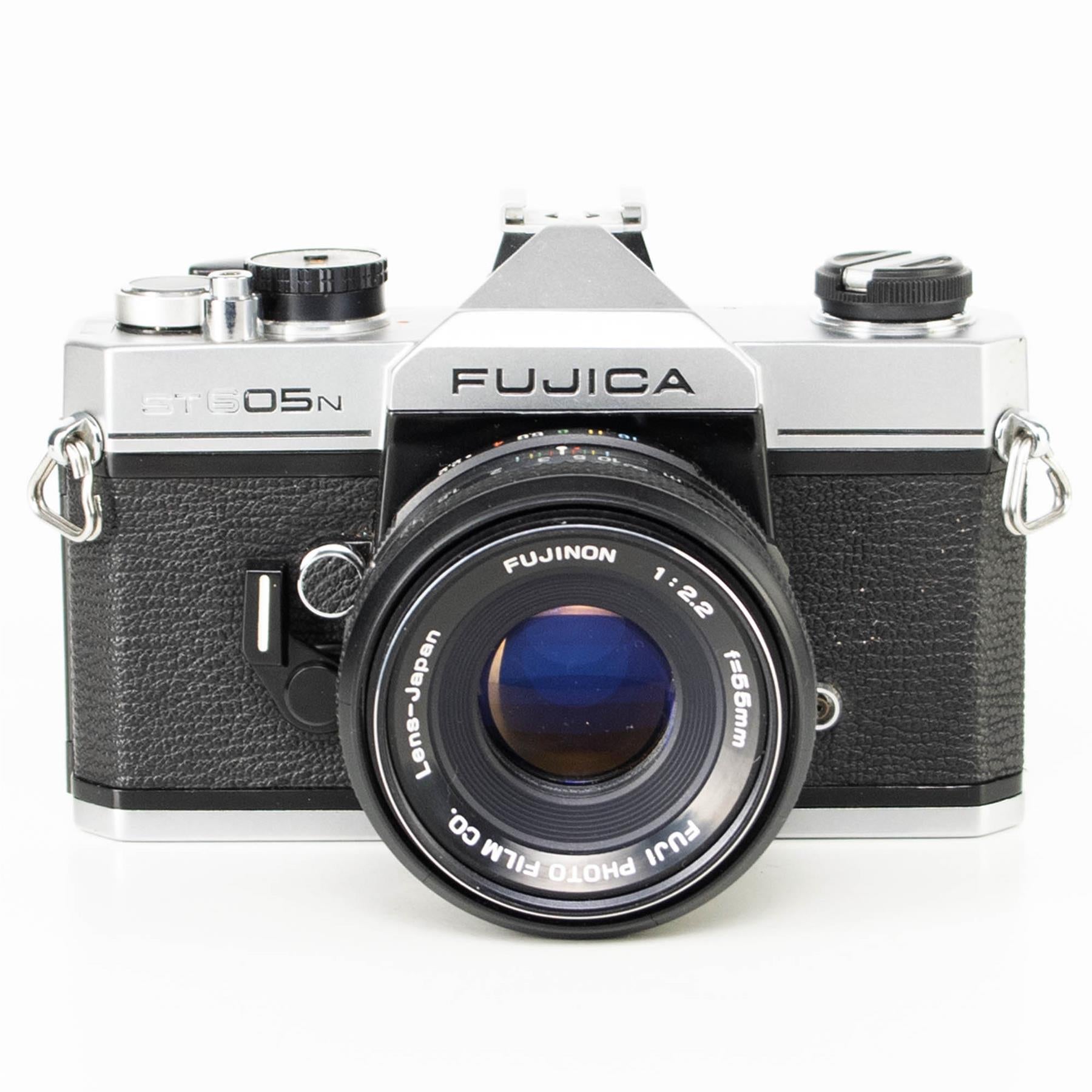 Fujica ST605N Camera | Fujinon 55mm f2.2 lens | White | Japan | M42 mount |  1976