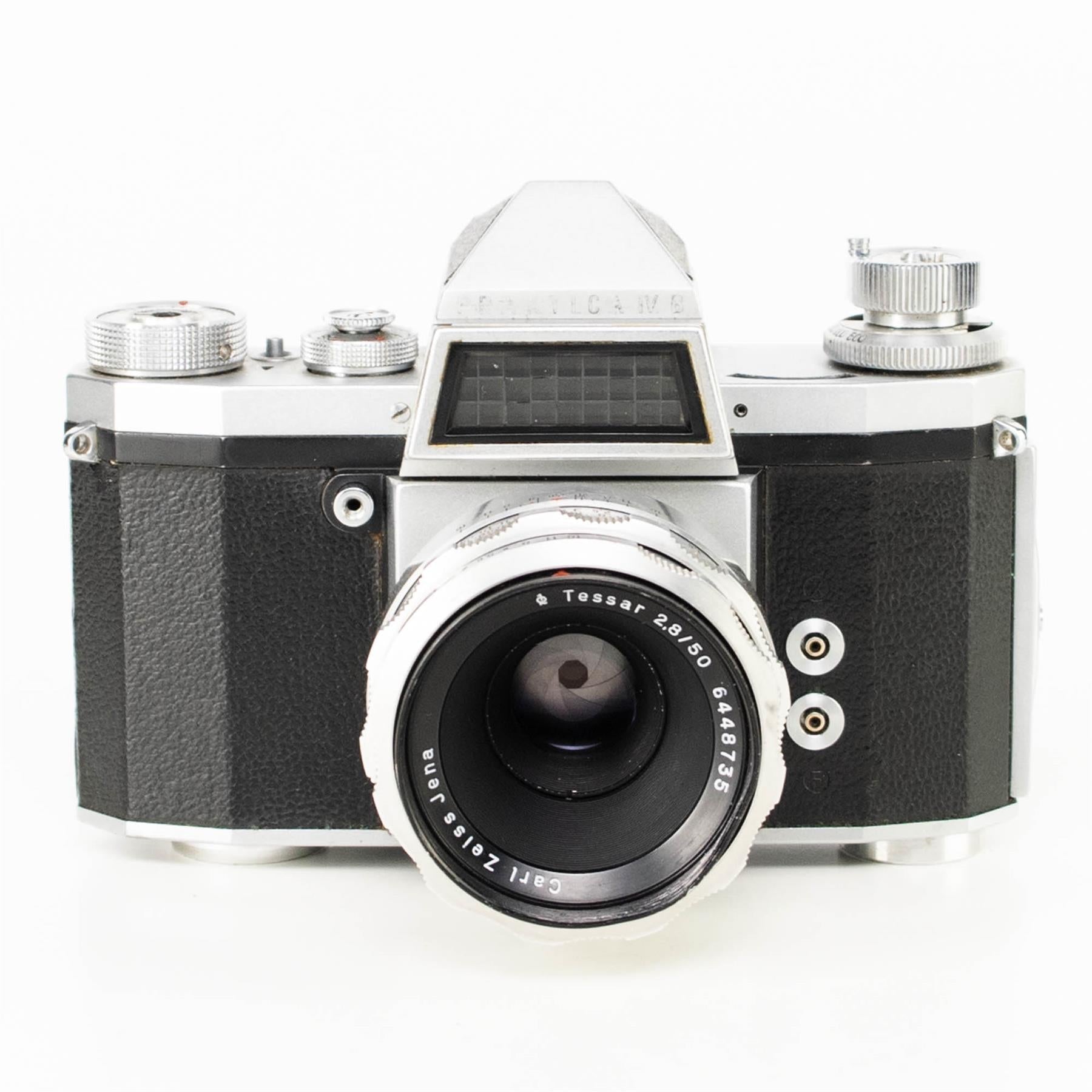 Praktica IV B Camera | Tessar 50mm f2.8 lens | M42 | White | G.D.R | 1961 -  1964