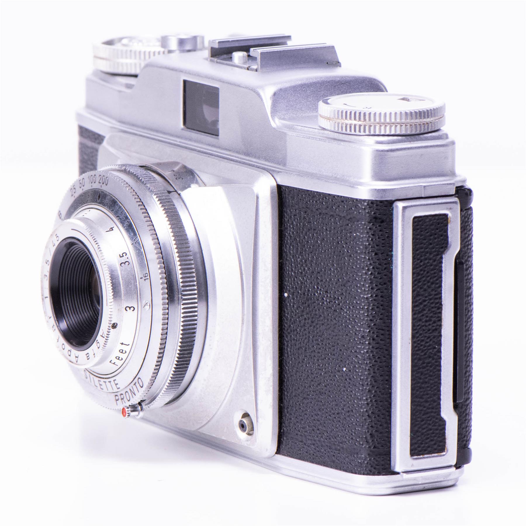 Agfa Silette Camera | Apotar 45mm f3.5 | White | Germany | 1953