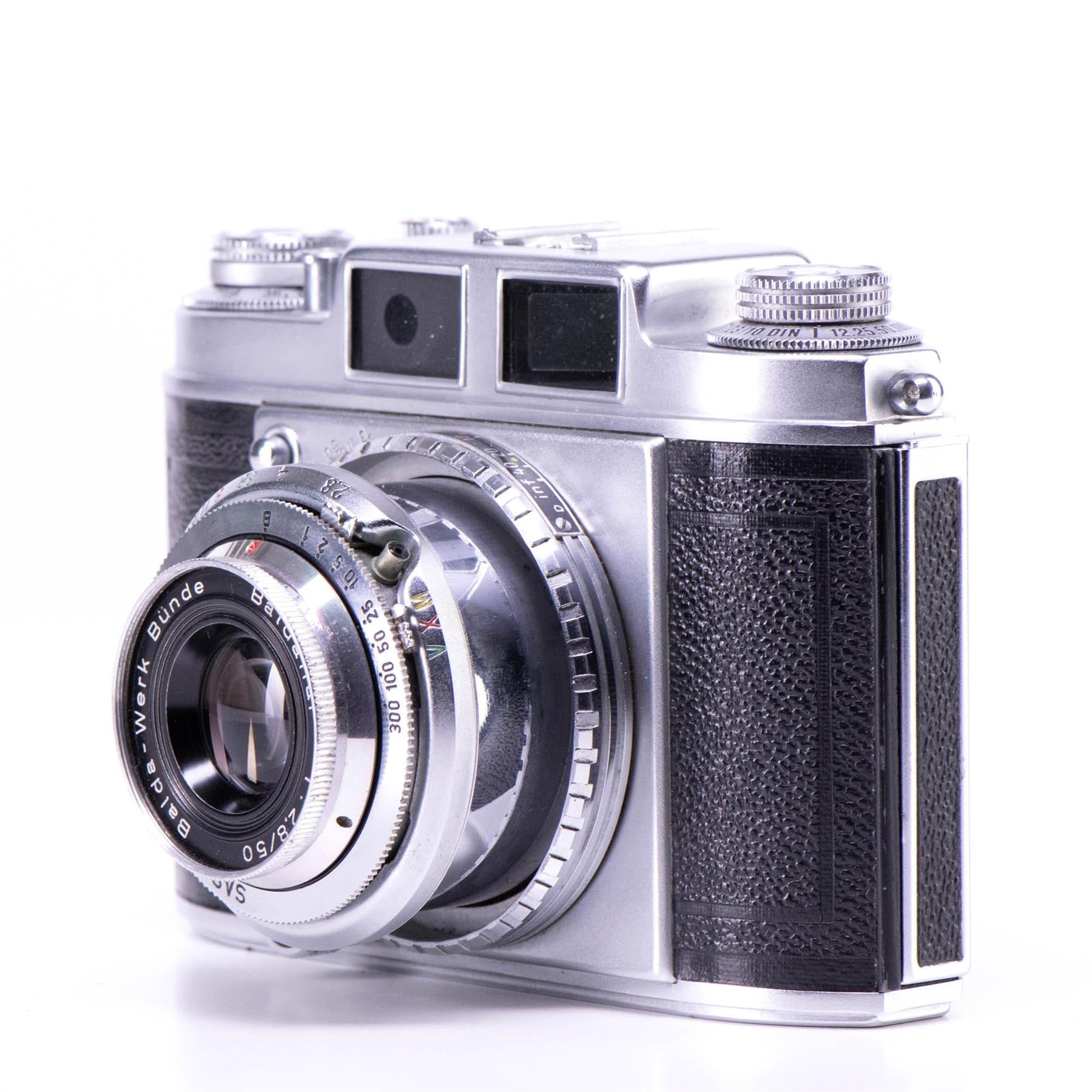 Balda Super Baldina Camera | Baldanar 50mm f2.8 lens | White | Germany | 1954