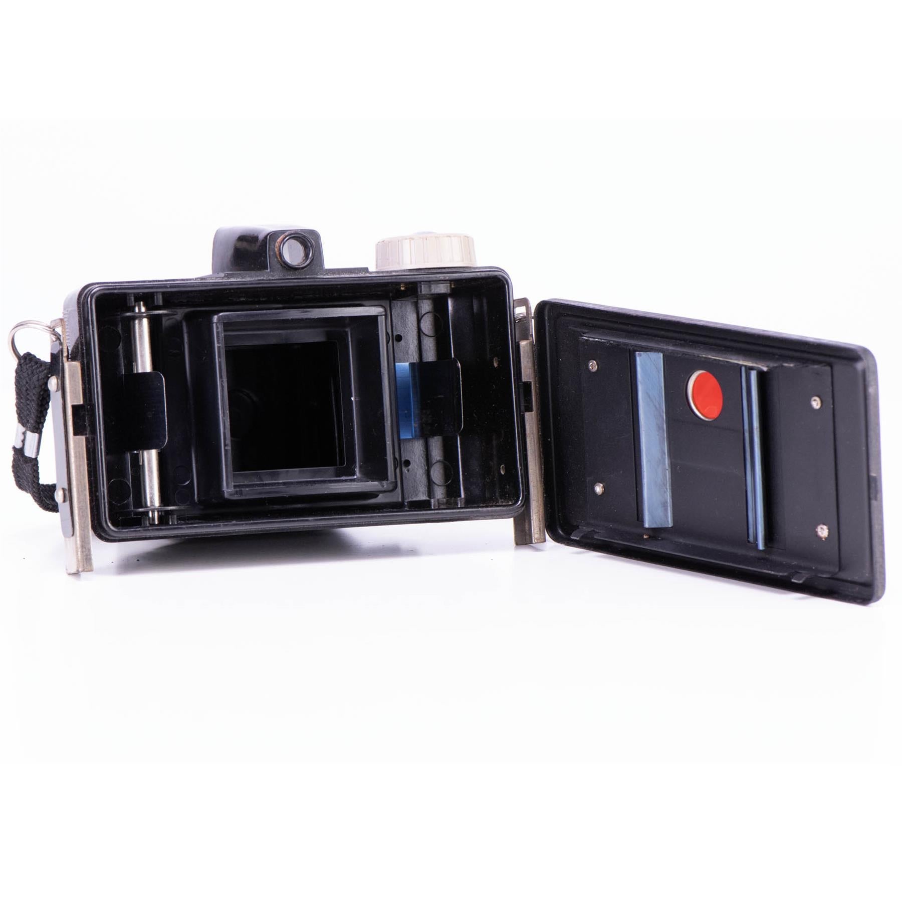 Coronet 4x4 Camera | Black | United kingdom | 1955 | Not working