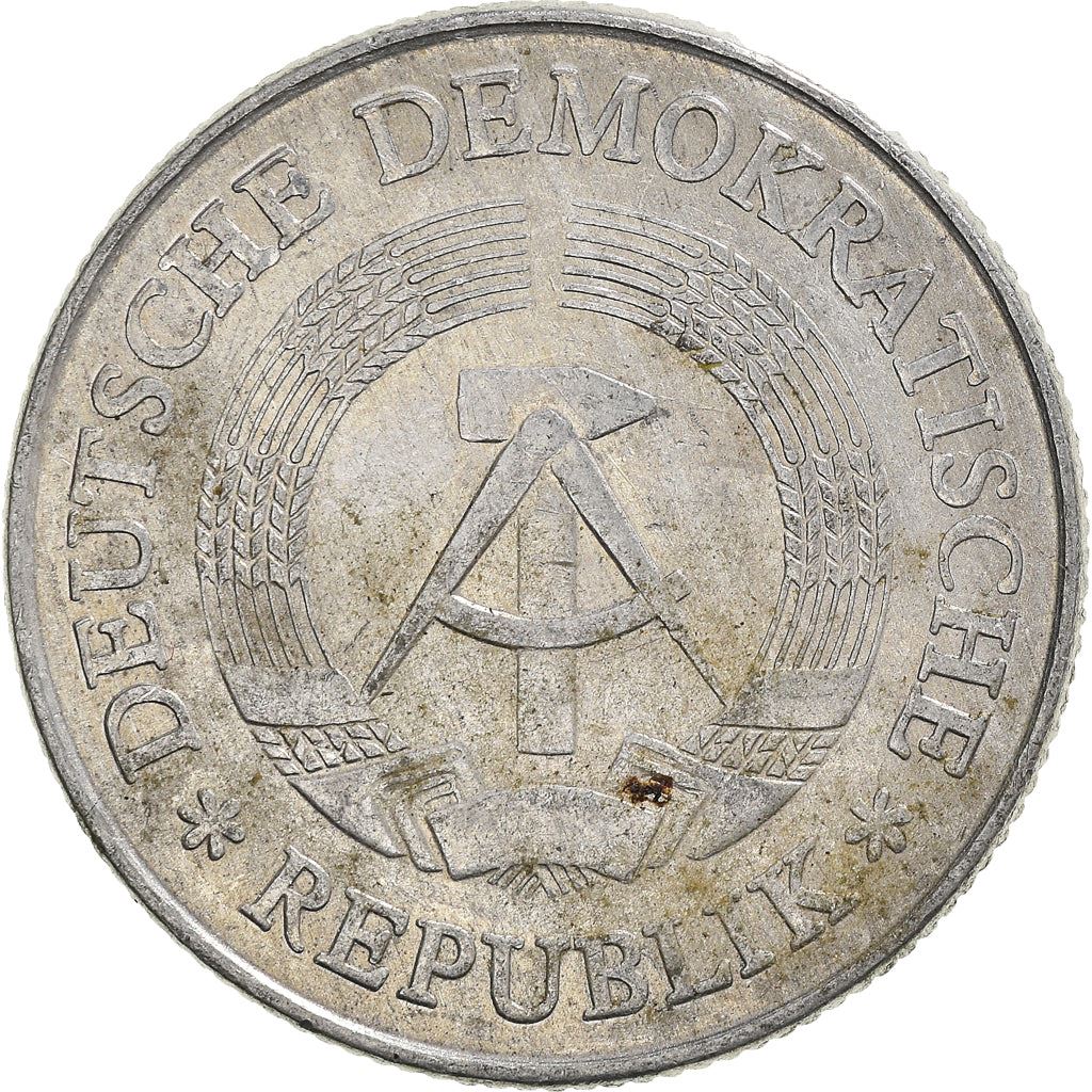 East German 2 Mark Coin | | Deutsche Demokratische Republik | KM48 1972 - 1990