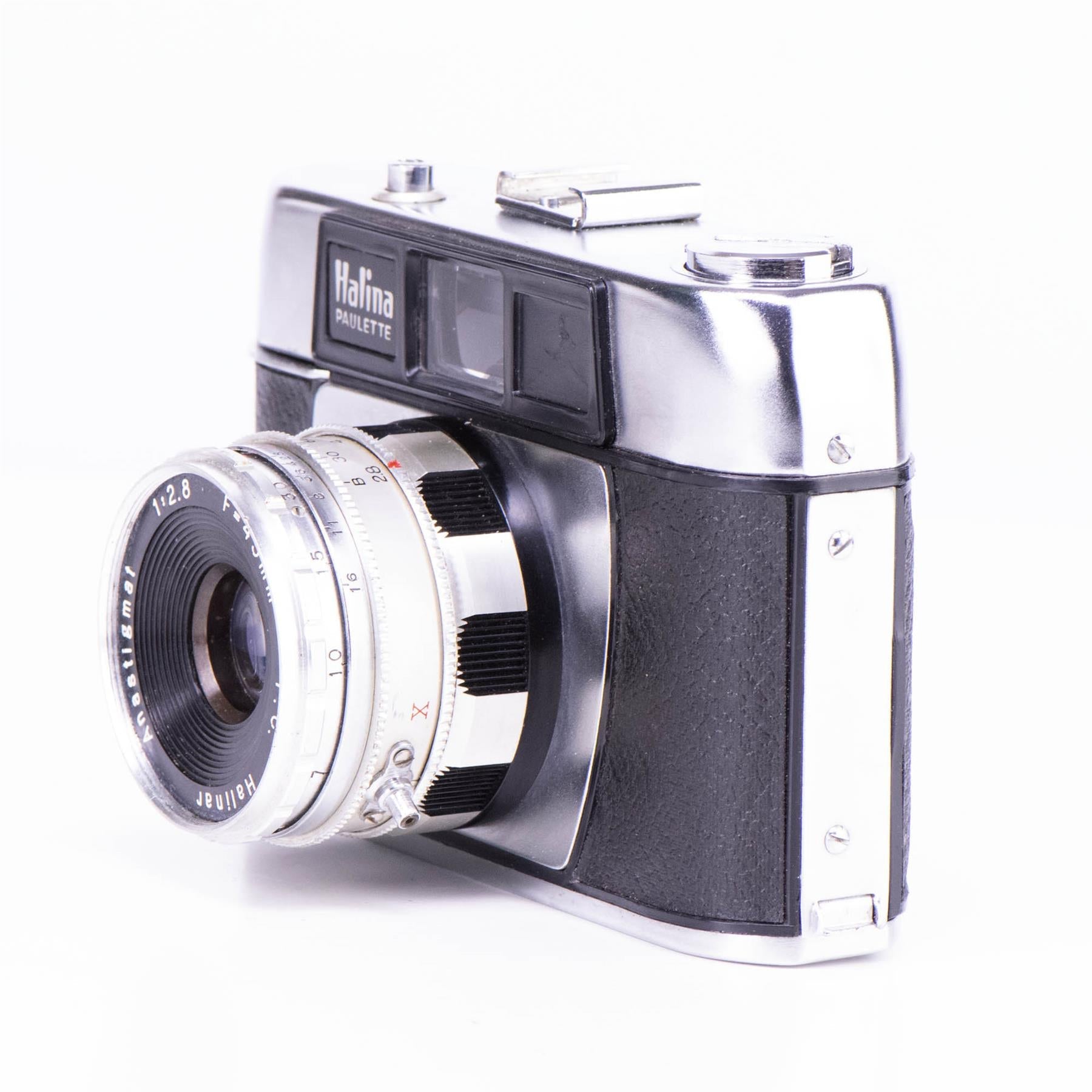 Halina Paulette Camera | 45mm f2.8 lens | White | Hong Kong | 1965 | Not Working