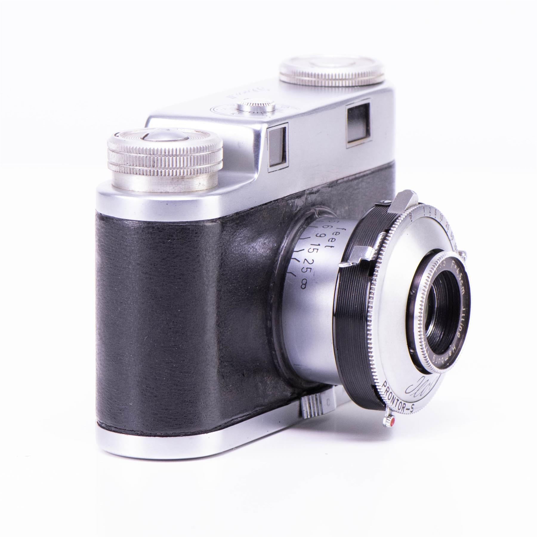 Iloca 2 Camera | Jlitar 45mm f3.5 lens | White | Germany | 1950