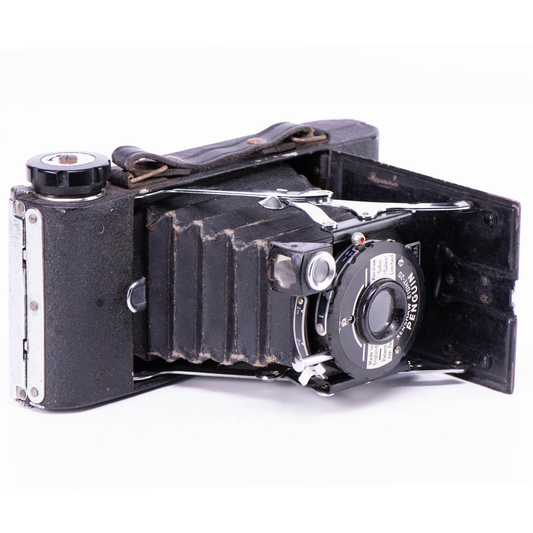 Kershaw Eight-20 Penguin Camera | 90mm f11 lens | Britain | 1950