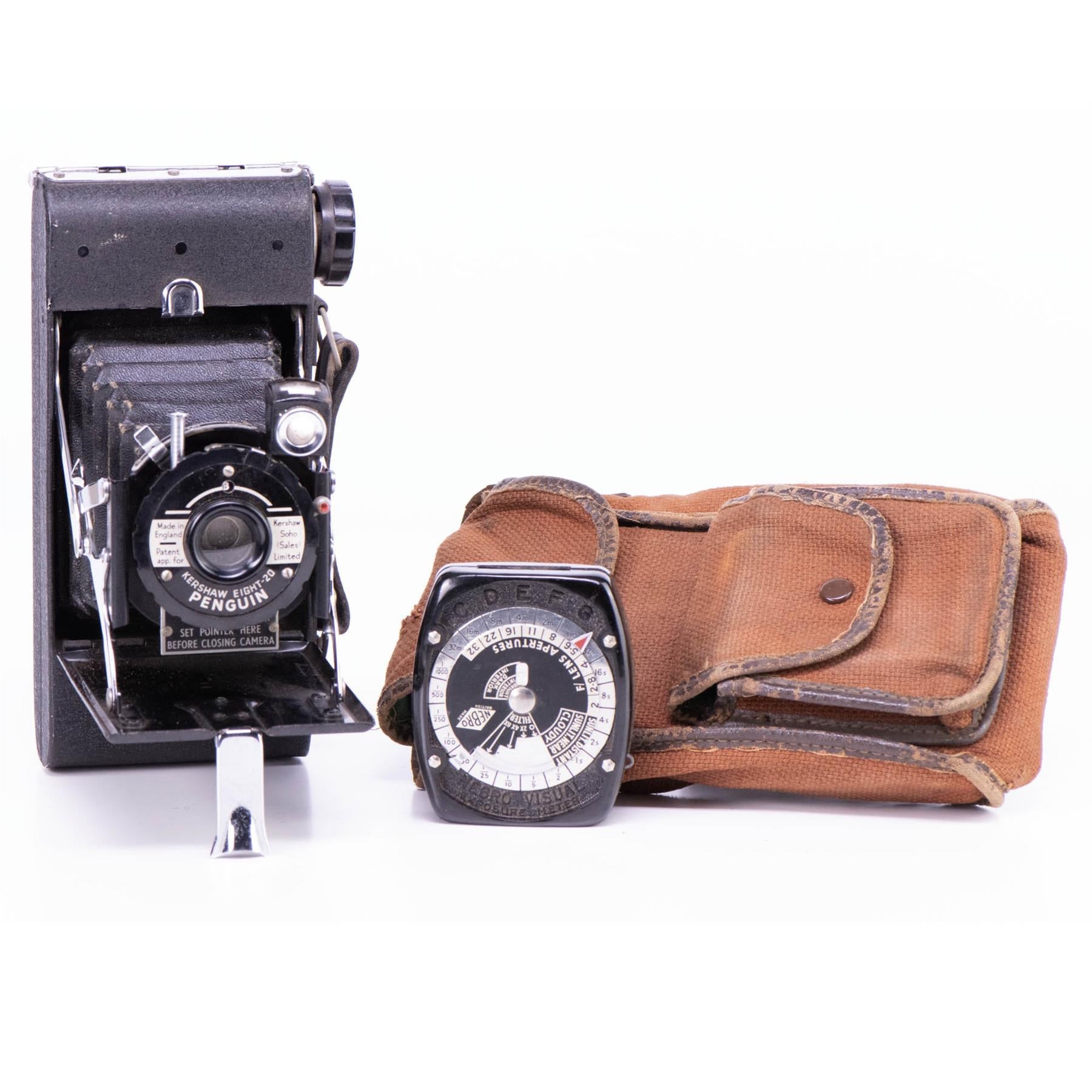 Kershaw Eight-20 Penguin Camera | 90mm f11 lens | Britain | 1950