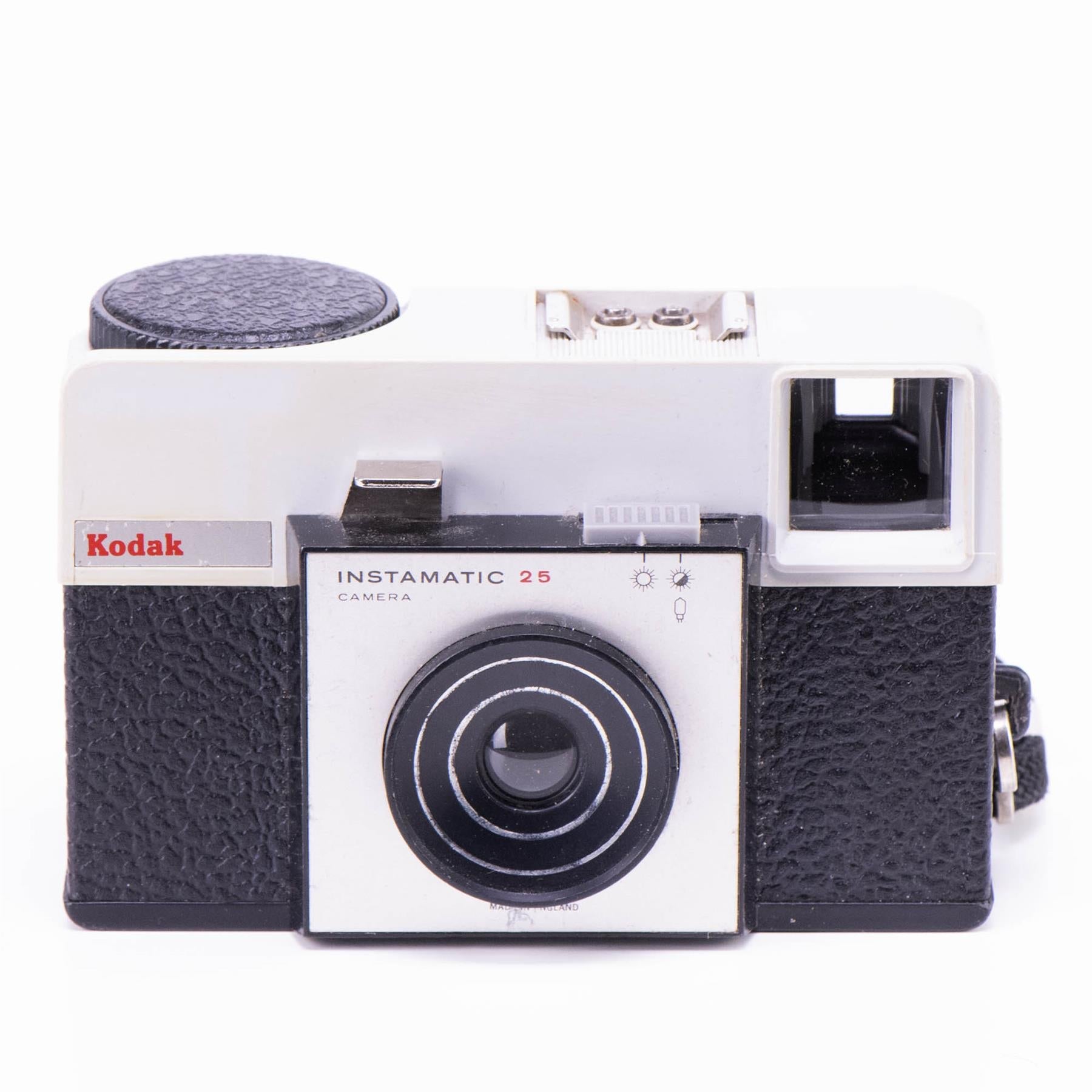 Kodak Instamatic 25 Camera | 43mm f11 lens | England | 1966 - 1972