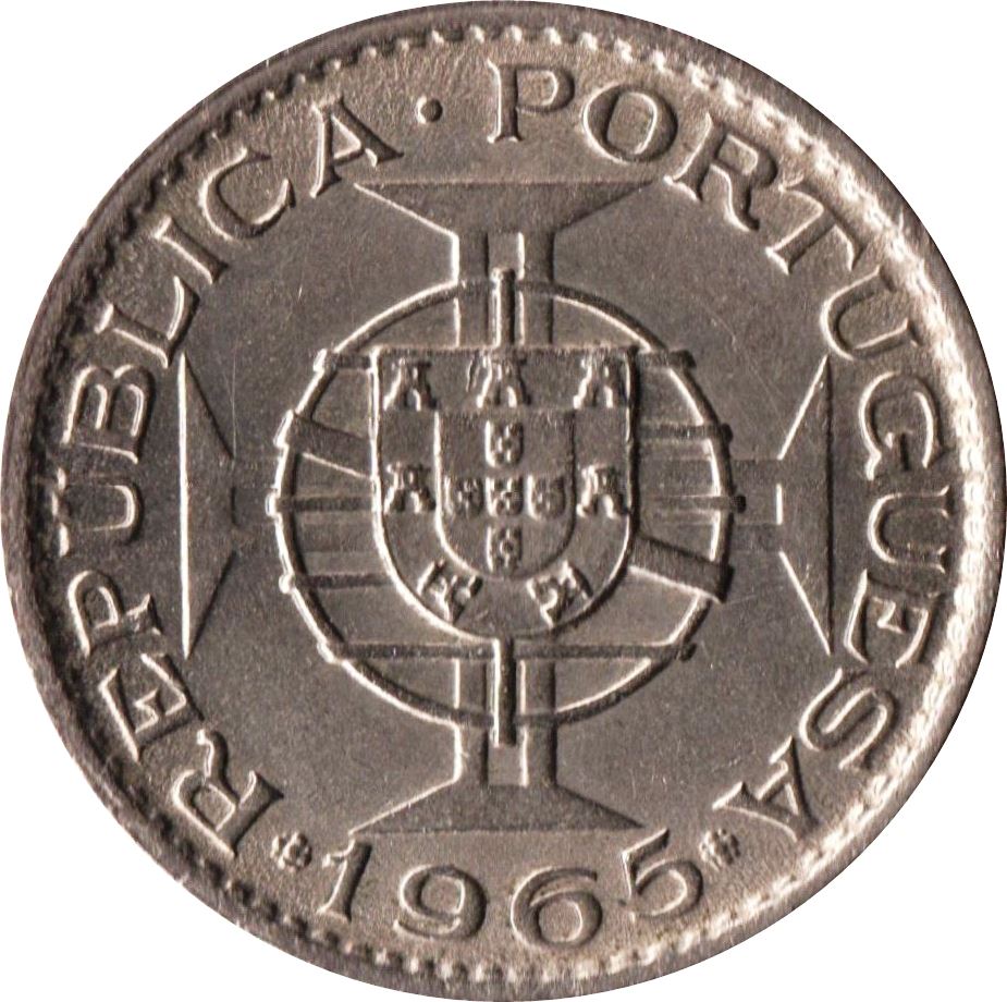 Mozambique 2,50 Escudos Coin | Military Order Of Christ | KM78 | 1952 - 1973