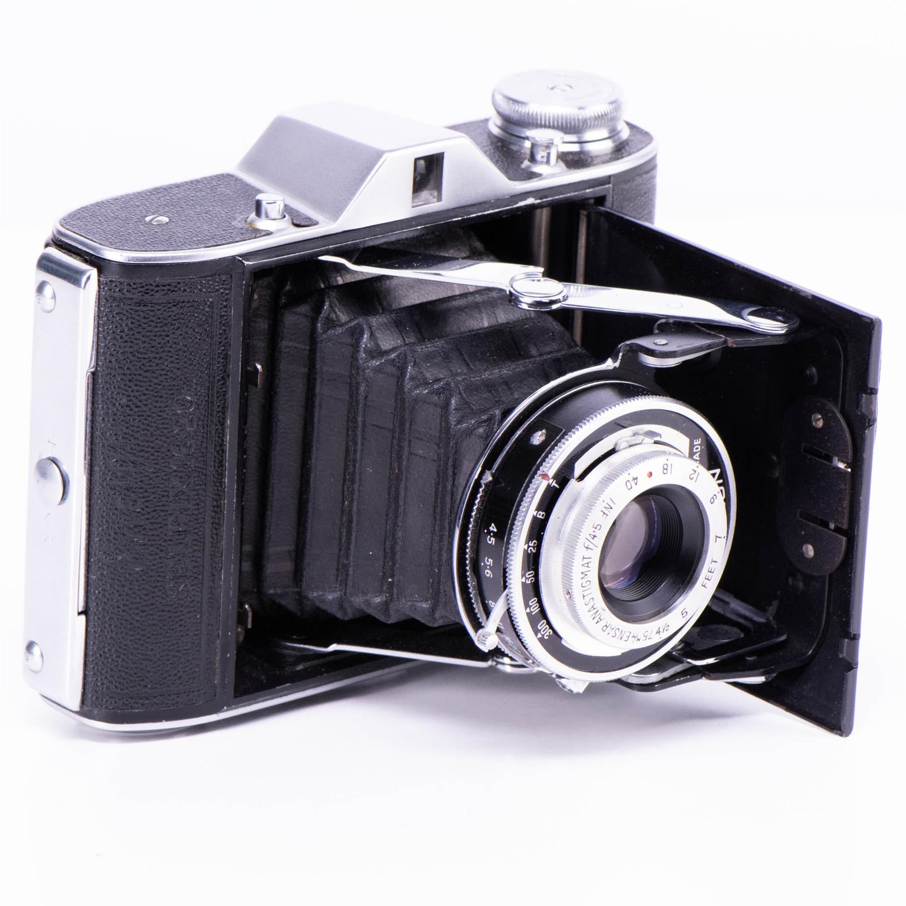 Ross Ensign Selfix 16-20 Camera | 75mm f4.5 lens | Britain | 1950