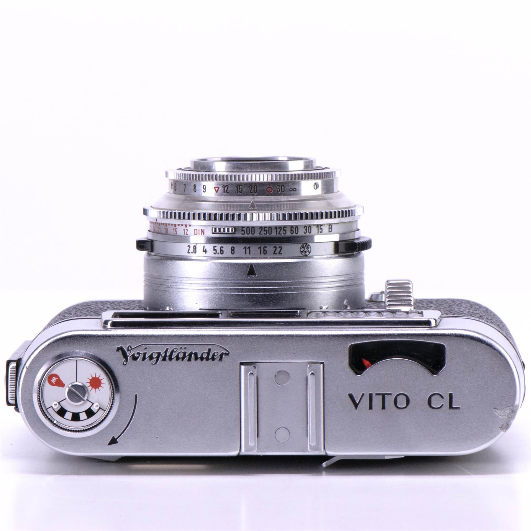 Voigtlander Vito CL Camera | Lanthar 50mm f2.8 lens | White | Germany | 1962