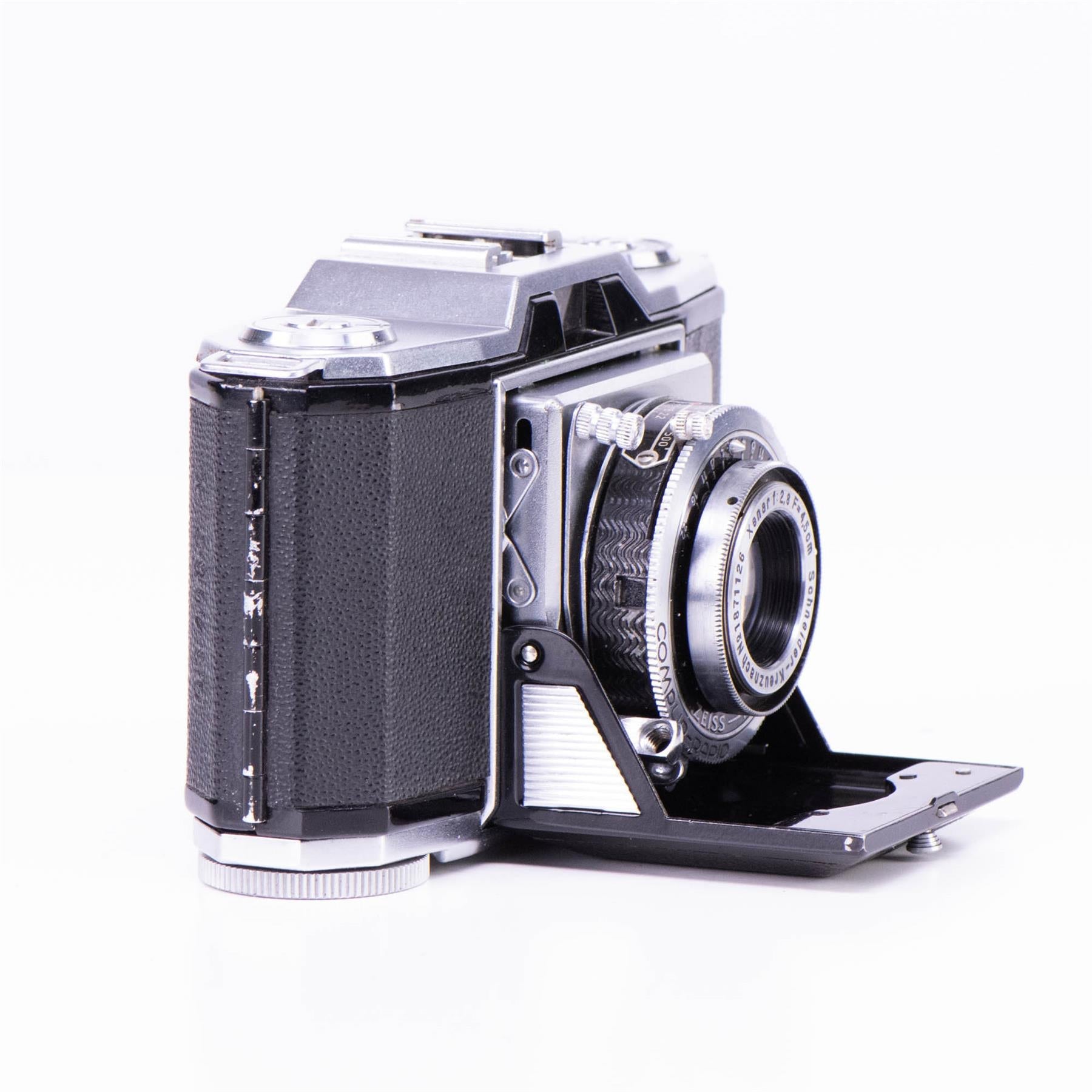 Zeiss Ikon Ikonta Camera | 45mm f2.8 | Black | Germany | 1947 - 1953 Not owrking