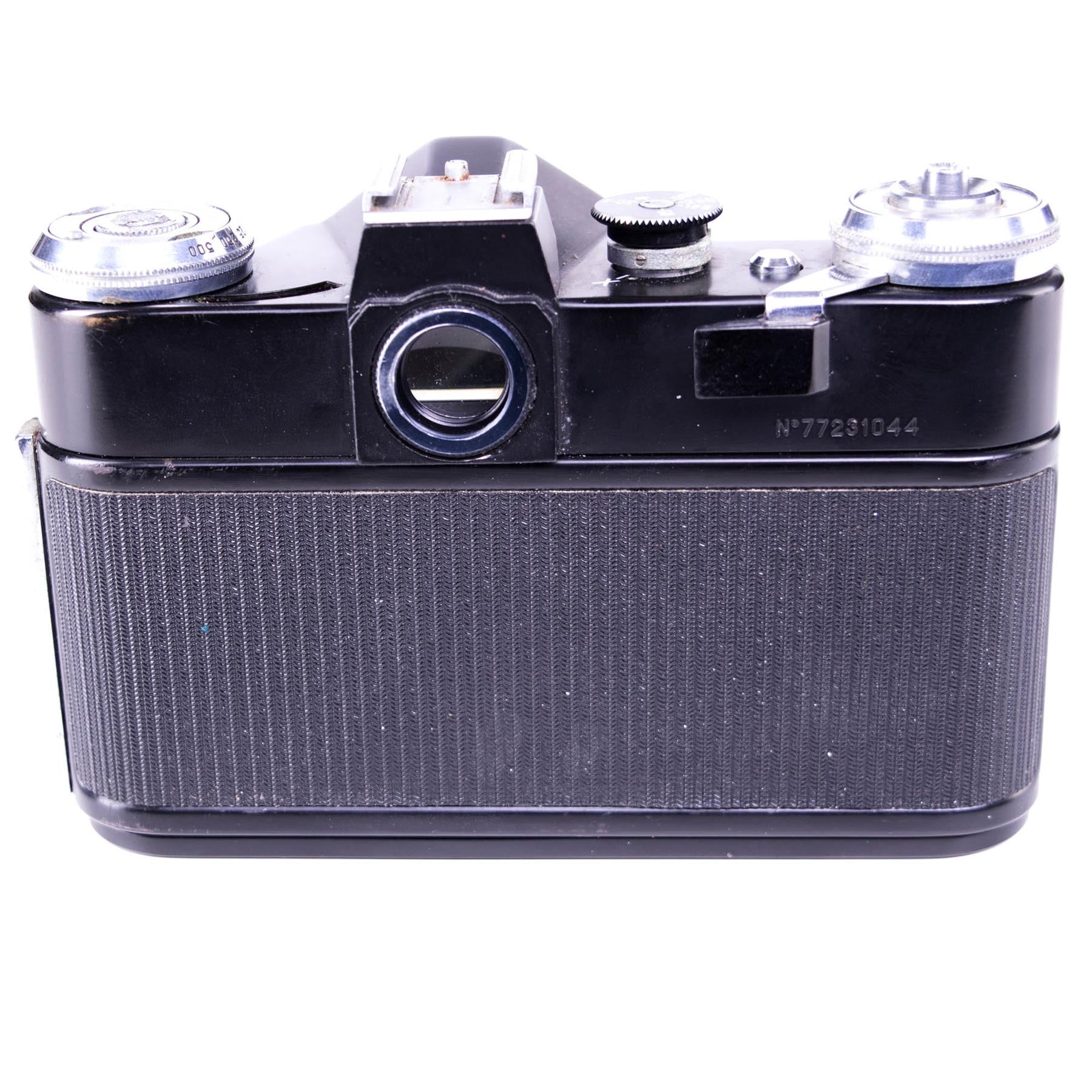 Zemot E Camera Body | Black | M42 | Soviet Union | 1965 - 1982