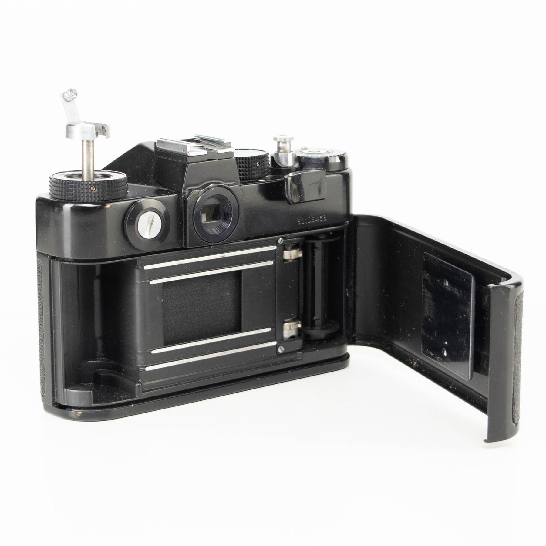 Zenit 12XP Camera Body | Black | M42 | Soviet union | 1983 - 1994