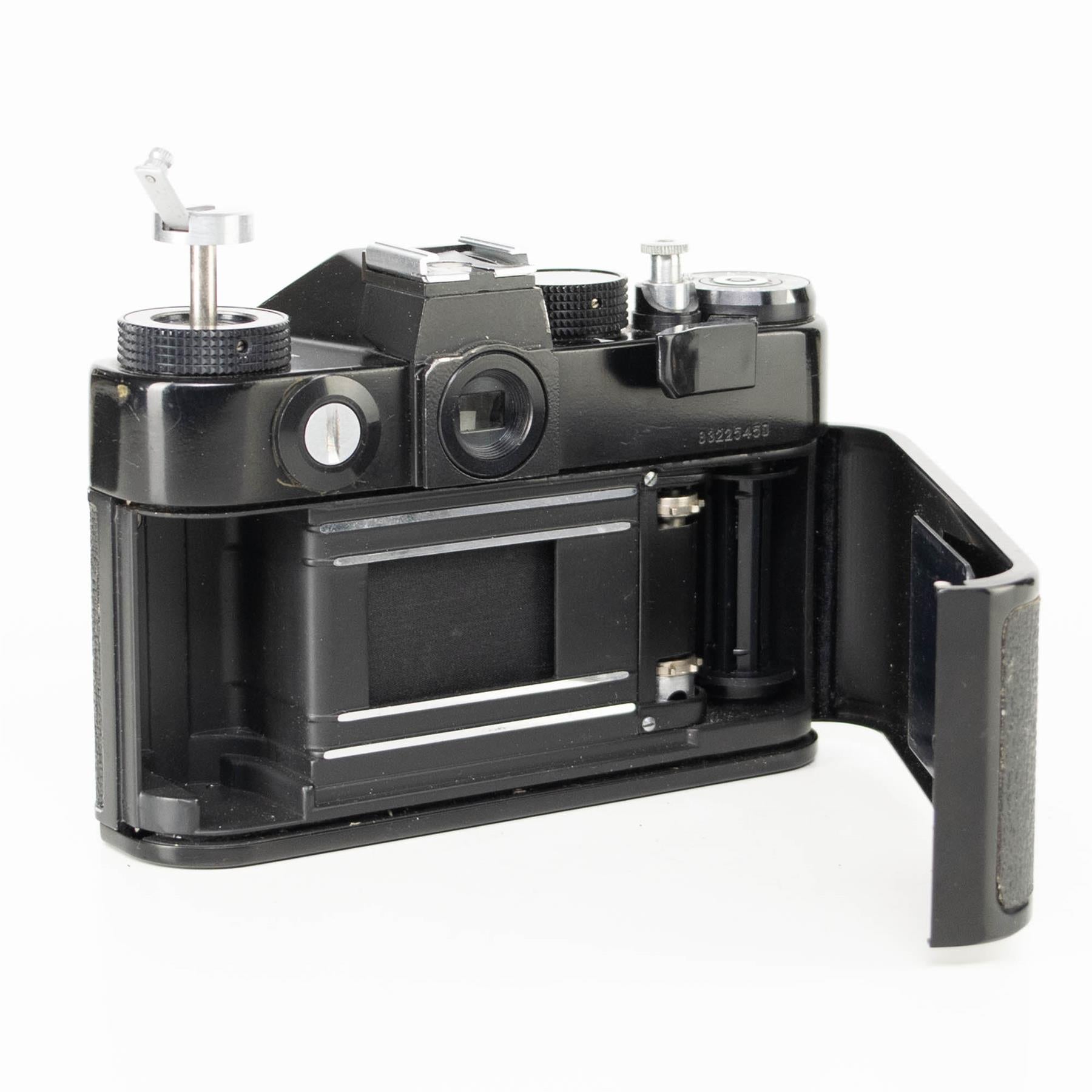 Zenit 12xp Camera Body | Black | M42 | Soviet union | 1983 - 1994