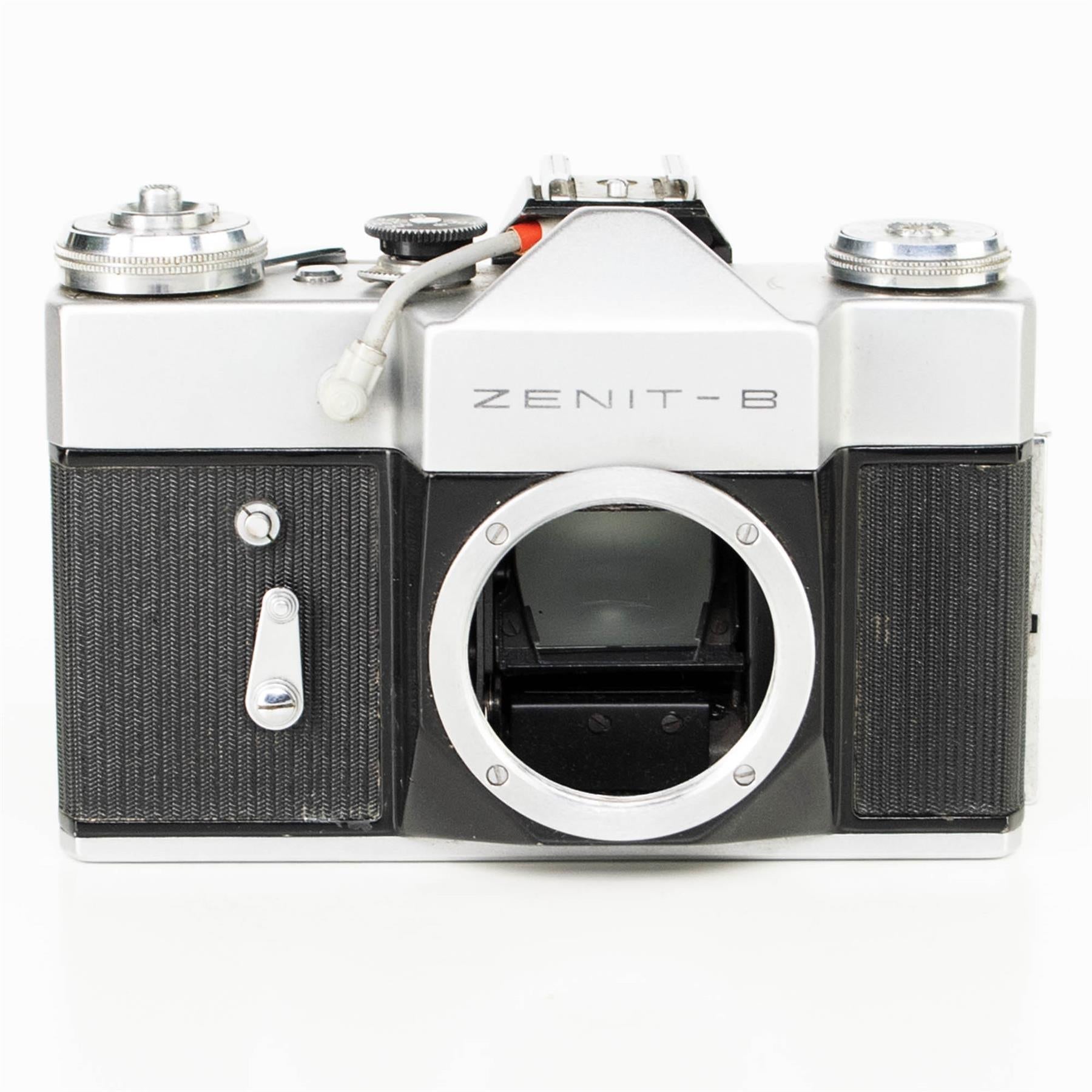 Zenit E Camera | Helios 58mm Lens | White | M42 | Soviet Union | 1965 - 1982