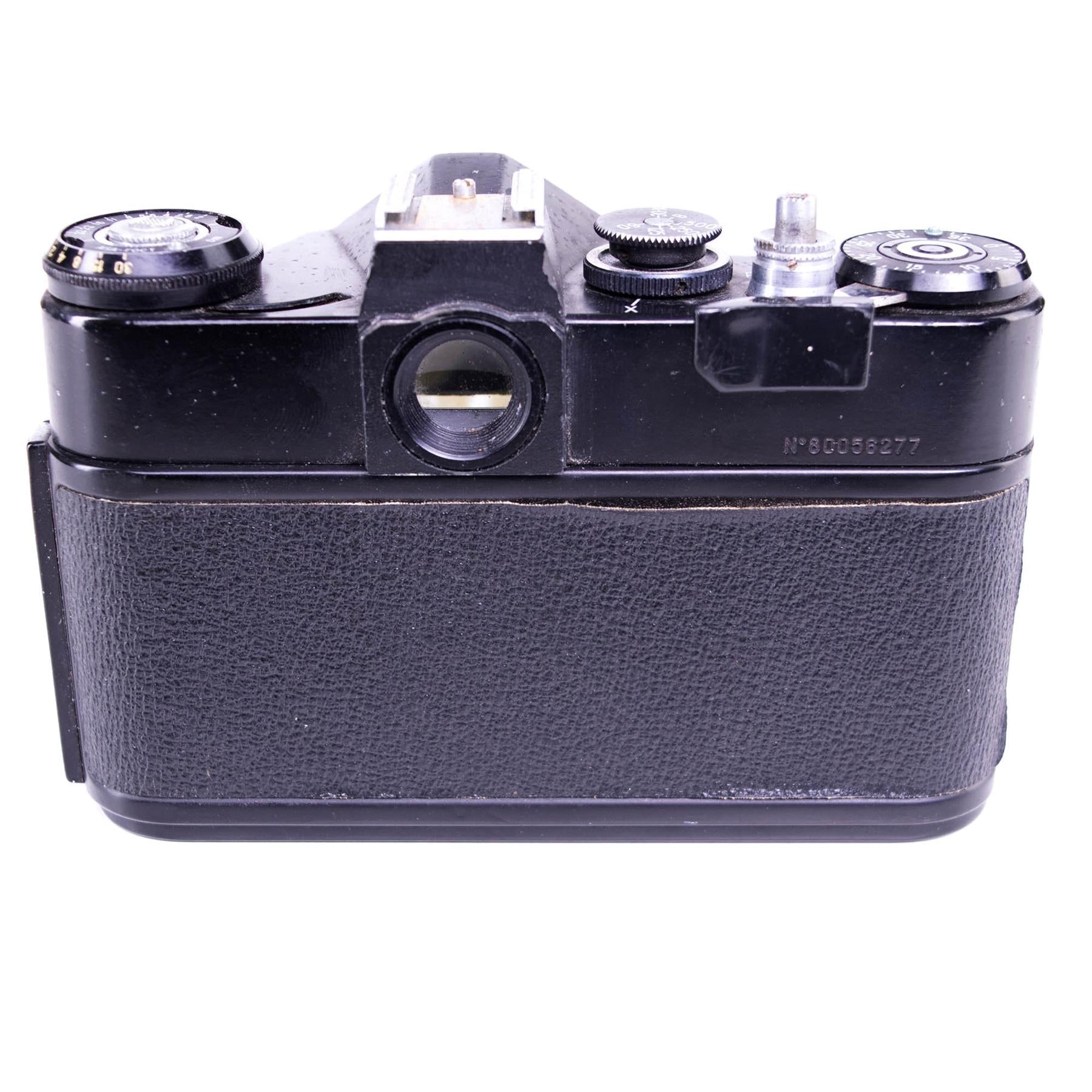 Zenit EM Camera body | Black | M42 | Soviet union | 1972 - 1984