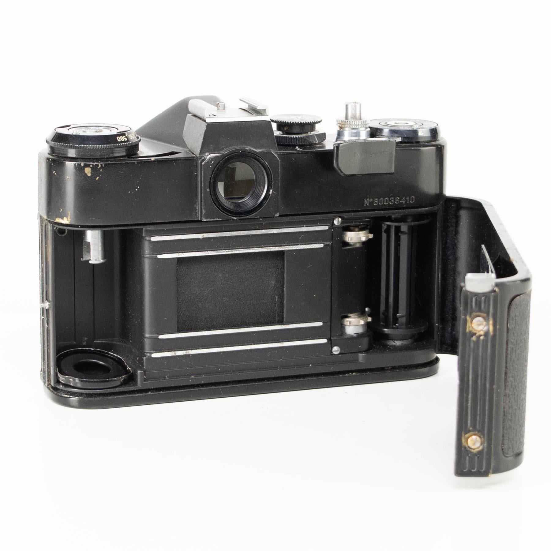 Zenit EM Camera body | Black | M42 | Soviet union | 1972 - 1984